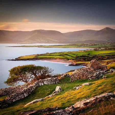 Teach Eoin بيت للعطل *